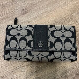 Coach Signature Black and Cream Clutch